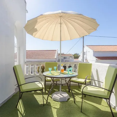 Bambus House Apartment Quarteira