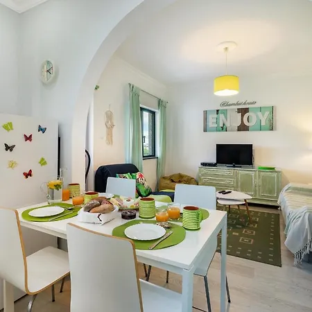 Bambus House Quarteira