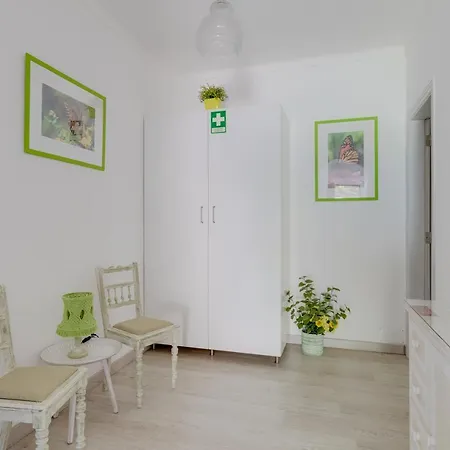 Bambus House Quarteira