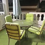 Bambus House Apartment *
