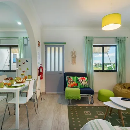 Bambus House Lägenhet *